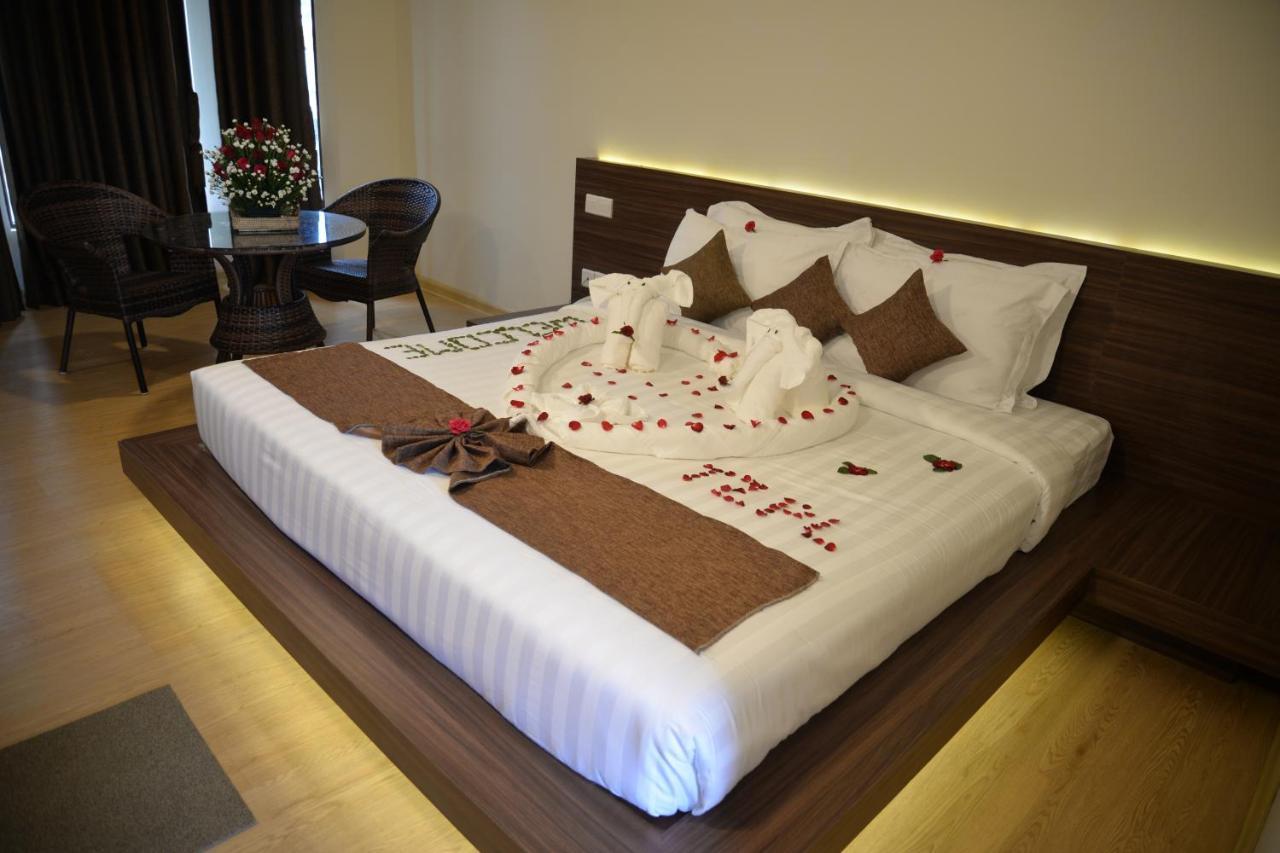 ตาซิน พาเลซ เอ โฮเต็ล Hotel งาปาลิ ภายนอก รูปภาพ